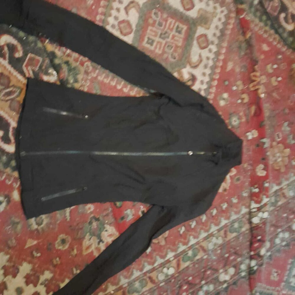Lululemon Define Jacket Nulu Size 4 - BLACK